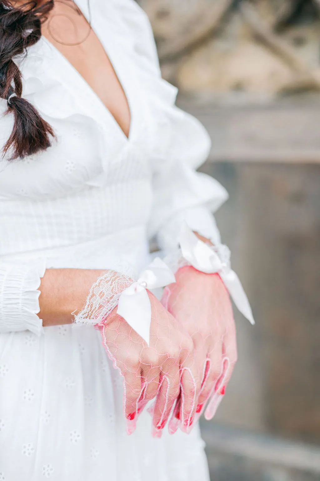 Queen Charlotte Gloves - White